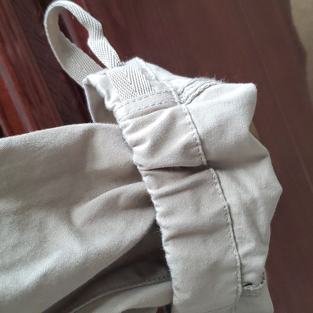 EUC Khaki color Cargo - Picture 6 of 7